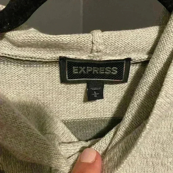 Men’s Express Gray Striped Sweater with hood size Large - Picture 2 of 11